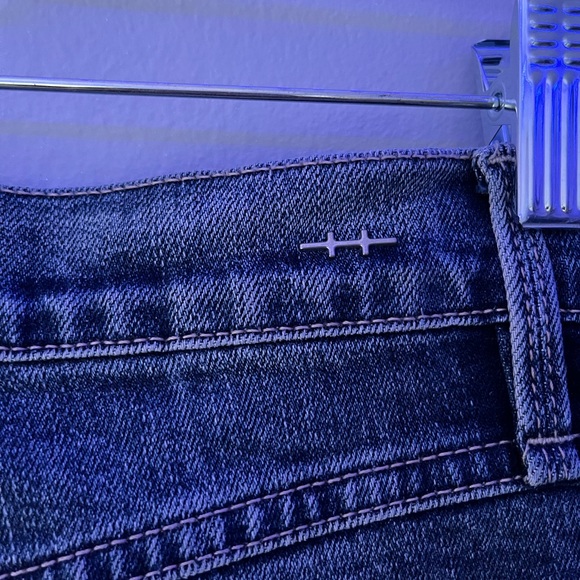 BRAND NEW WITH TAGS MAKE OFFER NOW - Picture 6 of 6